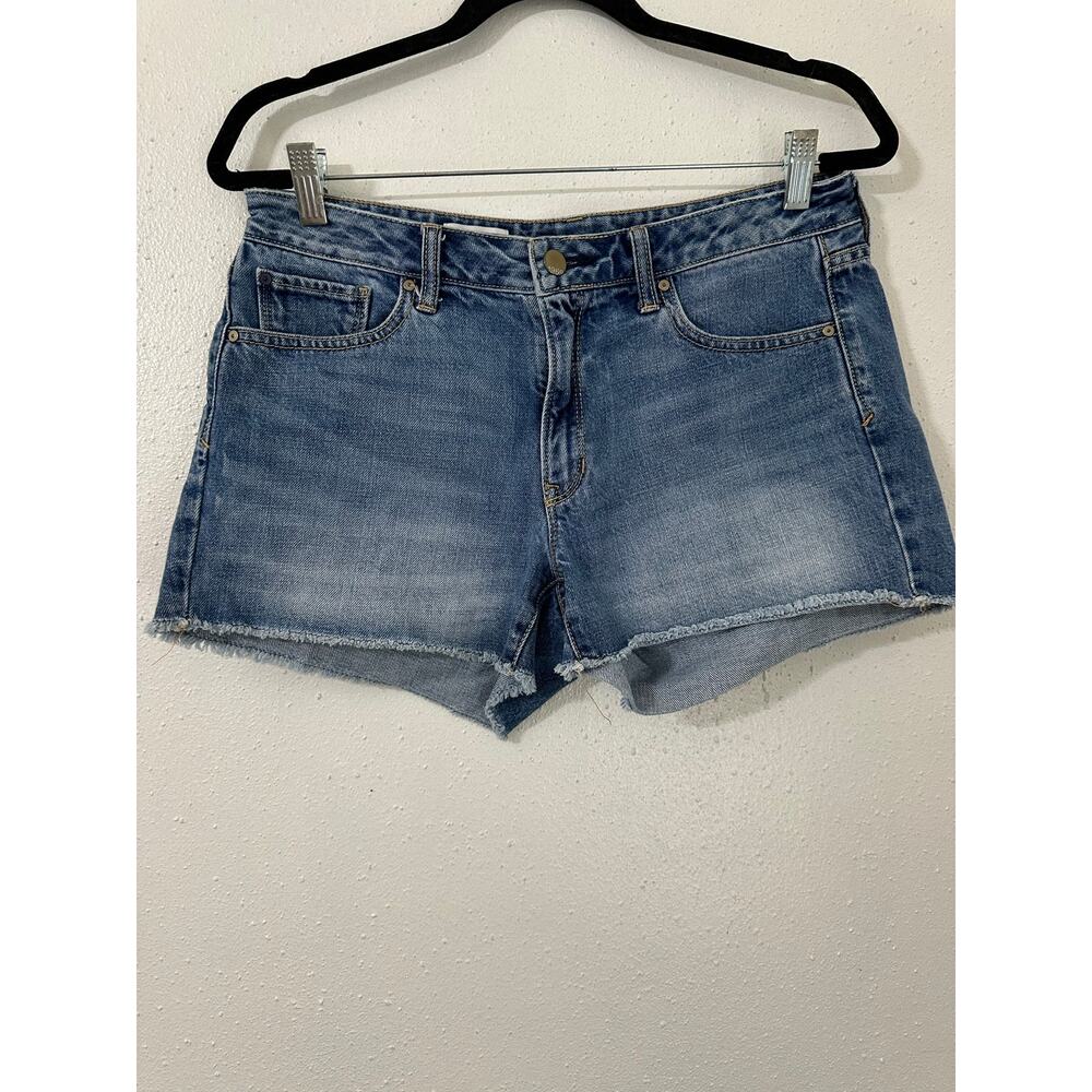 GAP slim cut off shorts size 27